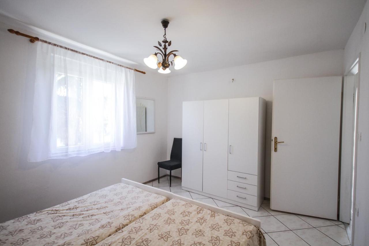 Apartment Tosca With Parking Rovinj Exteriör bild